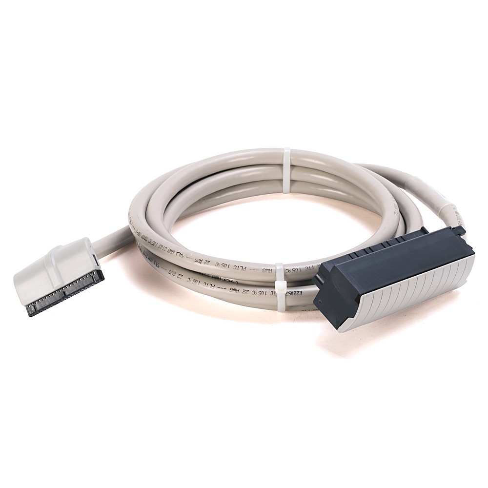 Allen-Bradley Digital Cable Connection Products 1492-CABLE025Y 1492-CABLE025Y