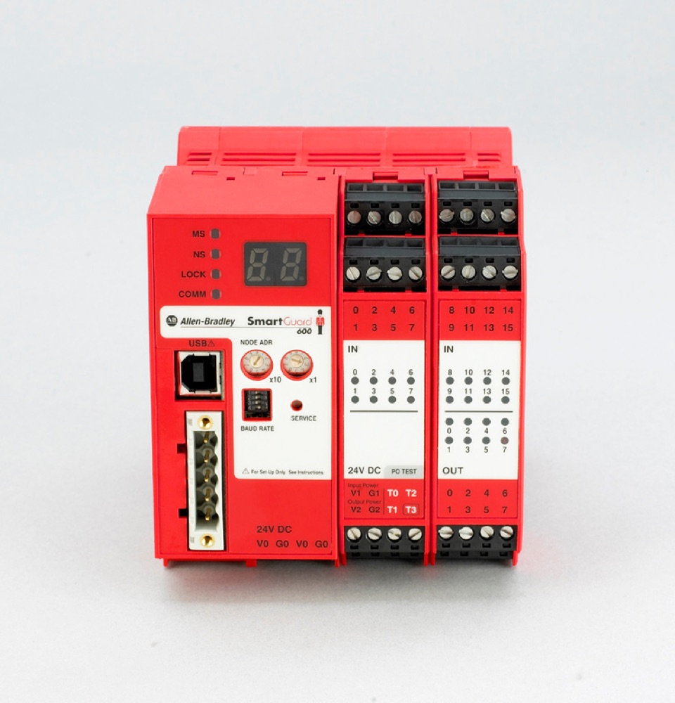 Allen-Bradley SmartGuard 600 Safety Controller 1752-L24BBBE 1752-L24BBBE