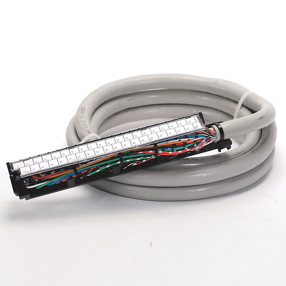 Allen-Bradley Digital Cable Connection Products 1492-CABLE025WN 1492-CABLE025WN