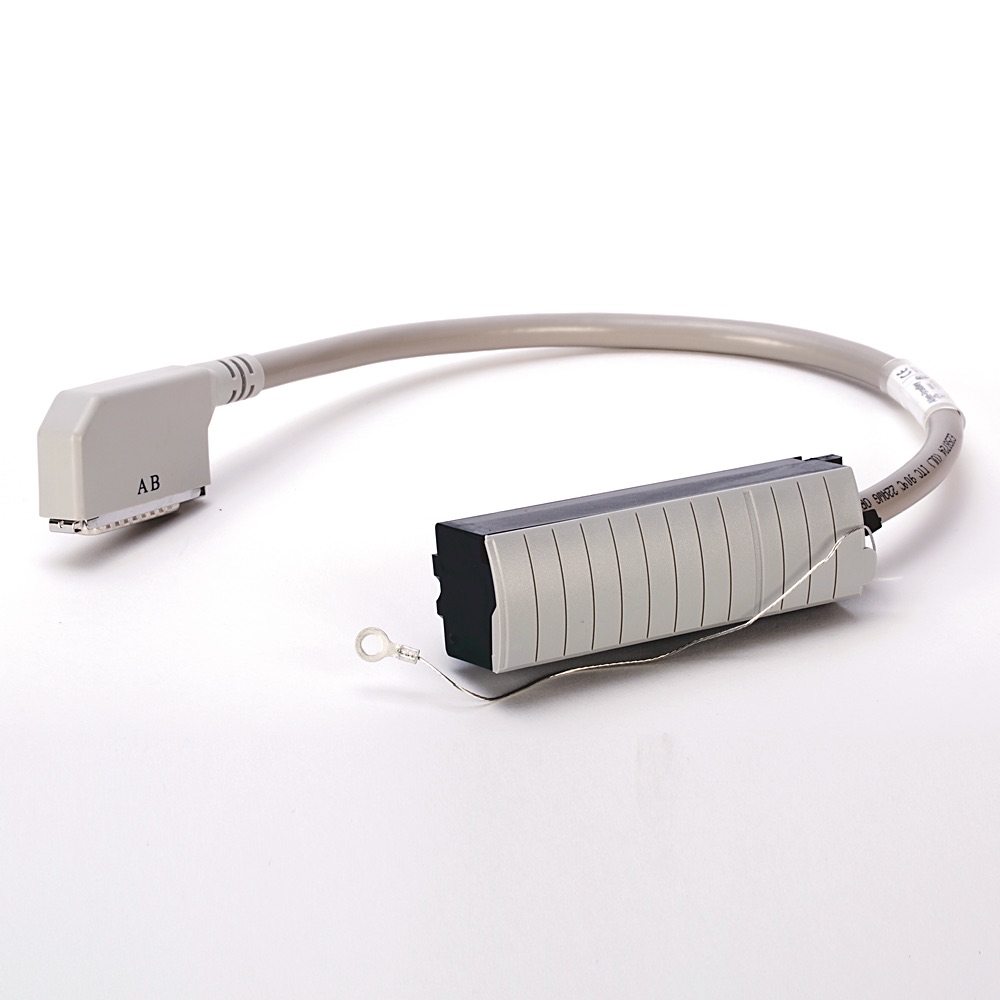 Allen-Bradley Pre-wired PLC Conversion Cable 1492-CONACAB005D 1492-CONACAB005D